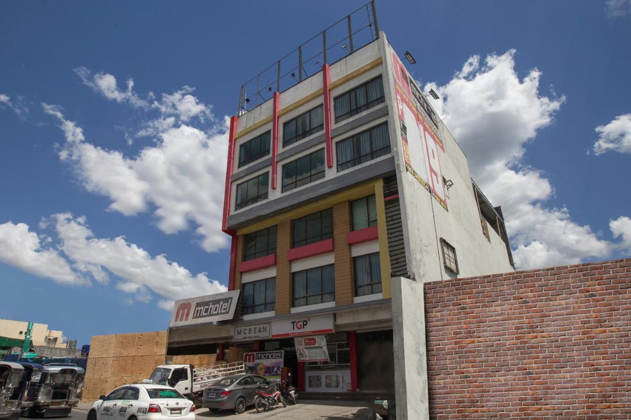 Oyo 666 Mc Hotel Fairview Quezon City Extérieur photo